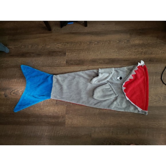 Kids Shark Mouth Fleece Sleeping Bag - Picture 1 of 2